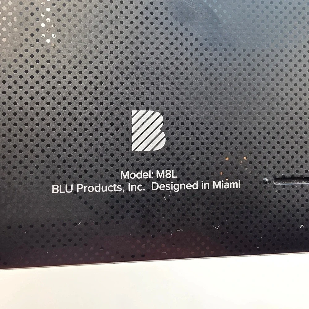 BLU‎ M8L Android Tablet 8 inch Display Black Cracked Screen For Parts Repair O5
